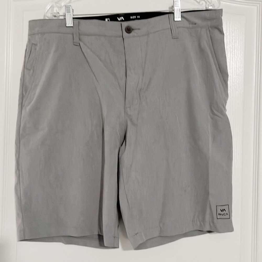 RVCA Men’s Shorts Gray Size 36